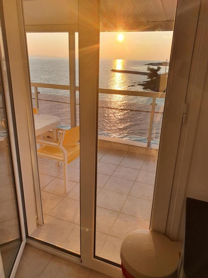 Sunset_Apartments Only 15 Meters From The Sea Neos Marmaras Zewnętrze zdjęcie